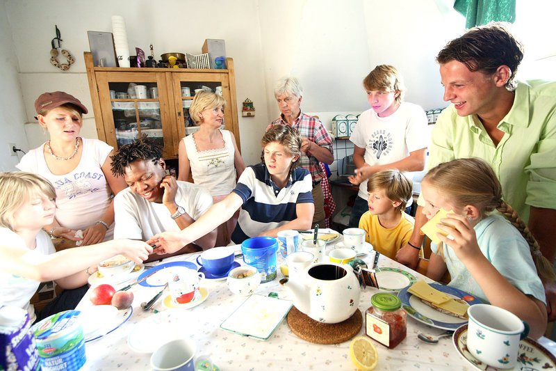 Familie Wellenhof. – Bild: ORF Familie Wellenhof. – Bild: ORF