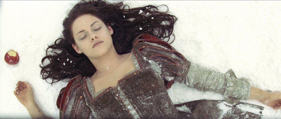 Snow White (Kristen Stewart) – Bild: OTCM