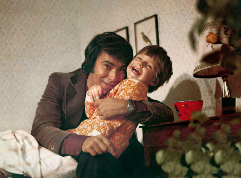 Kinderarzt Dr. Fröhlich – Bild: MDR/​Degeto