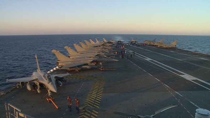 Flugzeugträger - Die Geschichte einer Superwaffe – Bild: WELT