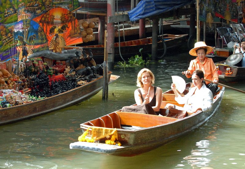 Schicksalstage in Bangkok – Bild: ARD Degeto/​Thanaporn Arkmanon