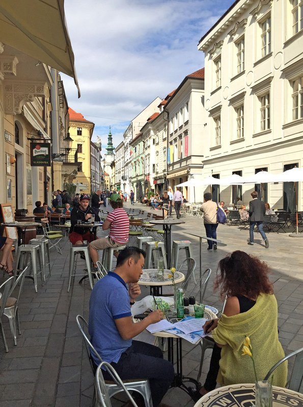 Bratislava Altstadt. – Bild: PHOENIX/​ARD-Studio Prag