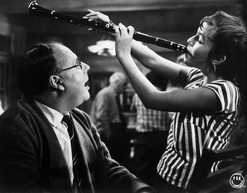 Vater, Mutter und neun Kinder – Bild: ZDF und DHF