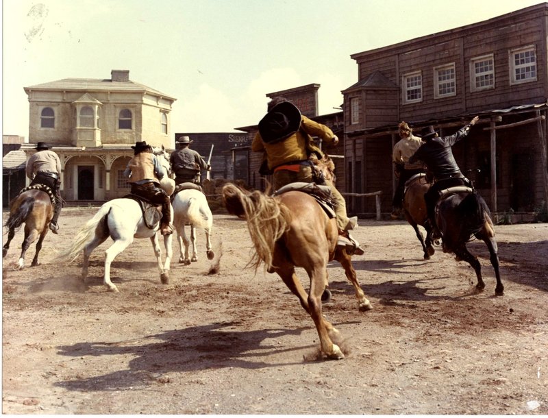 Dakota - Nur der Colt war sein Gesetz – Bild: 1970 Universal Pictures. All Rights Reserved. Lizenzbild frei