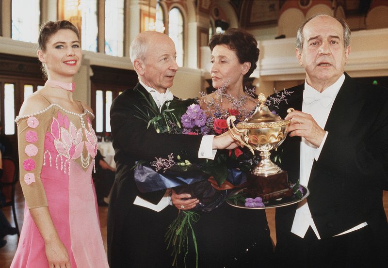 Zwei unter einem Dach – Bild: ARD/​DEGETO