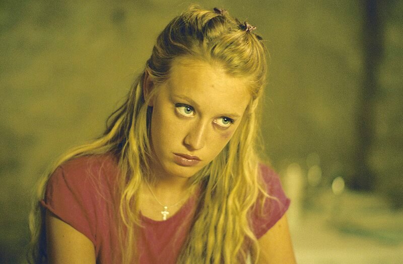 Julie (Ludivine Sagnier) – Bild: Constantin Film