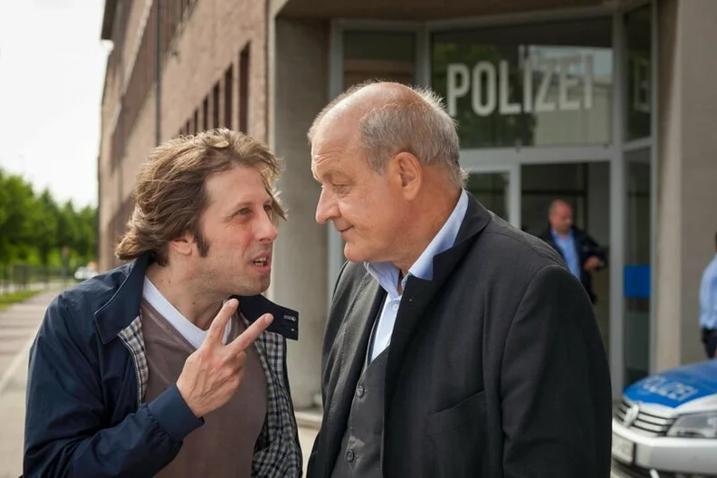 Get Wilsberg Alex Gif