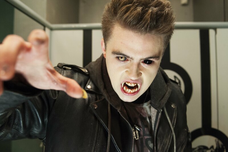 Fright Night 2 - Frisches Blut – Bild: 2013 Twentieth Century Fox Film Corporation. All rights reserved. Lizenzbild frei