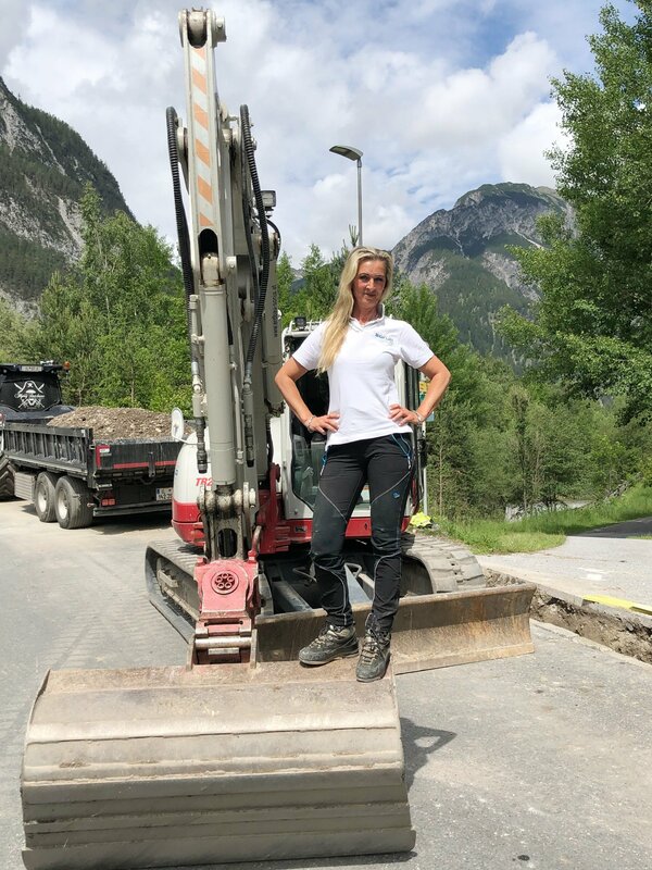 Gut Gebaut Mannerjobs In Frauenhanden Staffel 1 Episodenguide Fernsehserien De