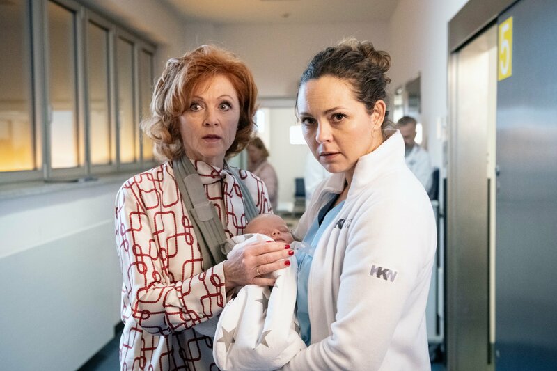 Nachtschwestern S01E07 Familienbande fernsehserien.de Nachtschwestern S01E07 Familienbande fernsehserien.de