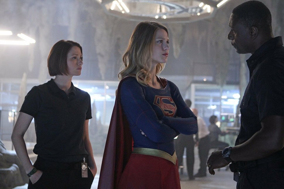 Supergirl Staffel 1 Episodenguide Fernsehserien De