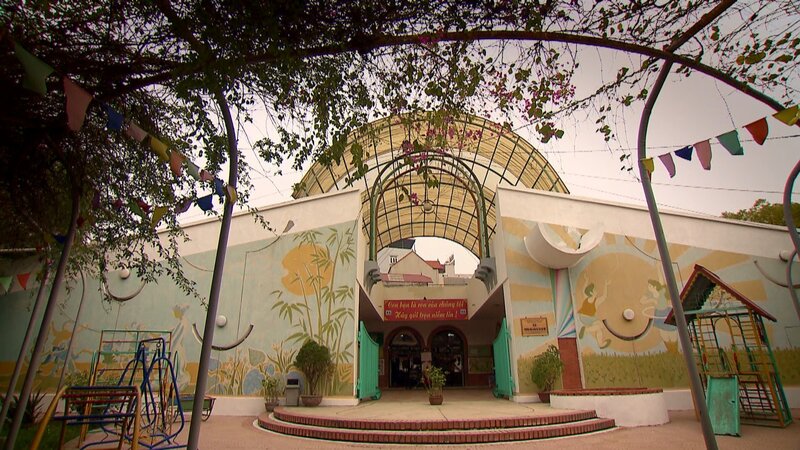 SOS - Mitten in Asien – Bild: Planet