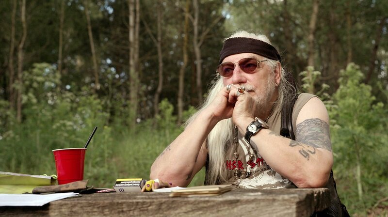 Saß im DDR-Gefängnis und kam dann in den Westen: Neonazi Arnulf Priem – Bild: NDR