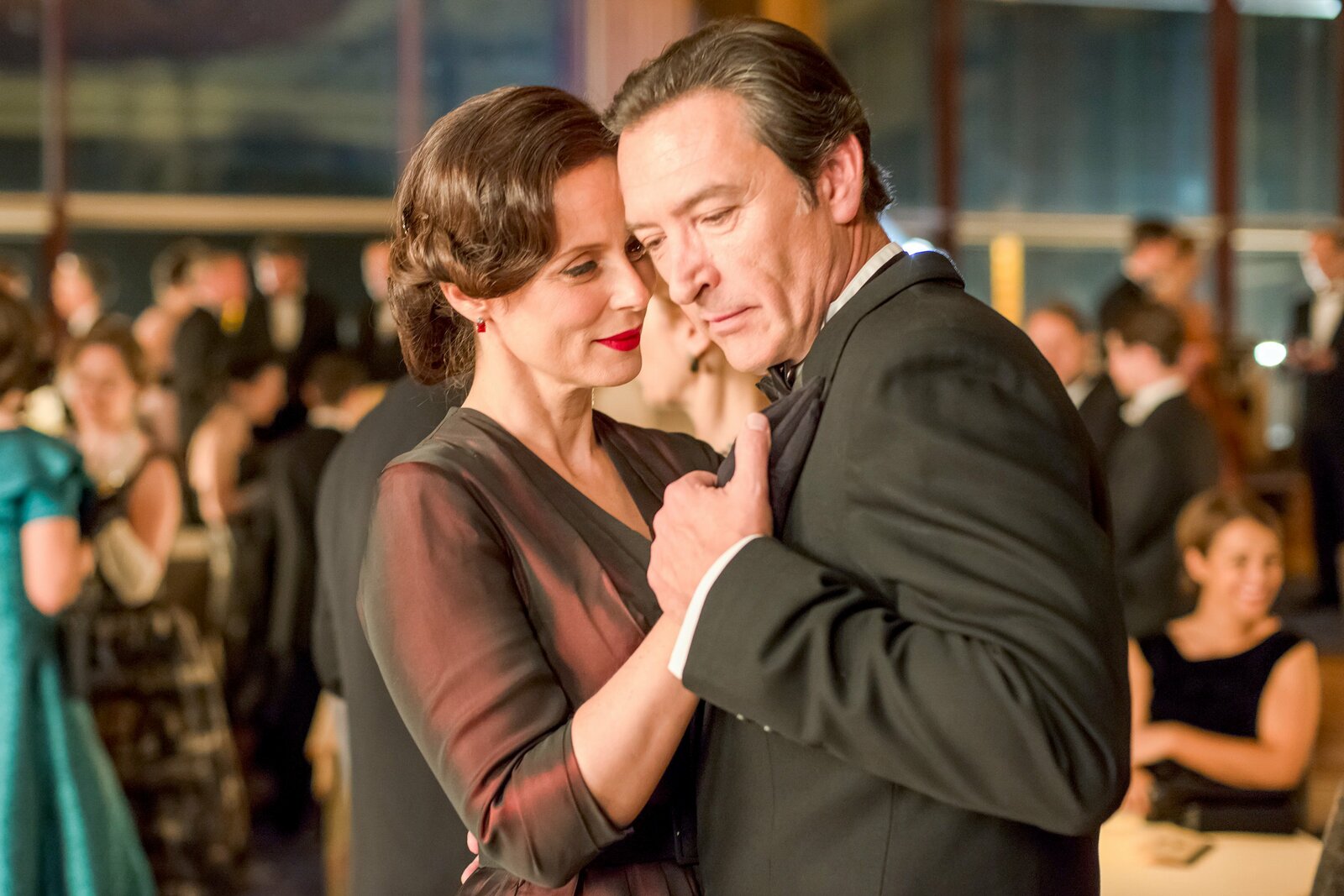 Films Et Séries Tv Avec Ginés García Millán Velvet S03E02: Der Mann des Jahres – fernsehserien.de