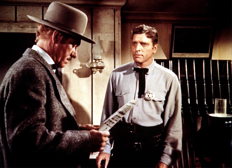 Zwei rechnen ab – Bild: DMB