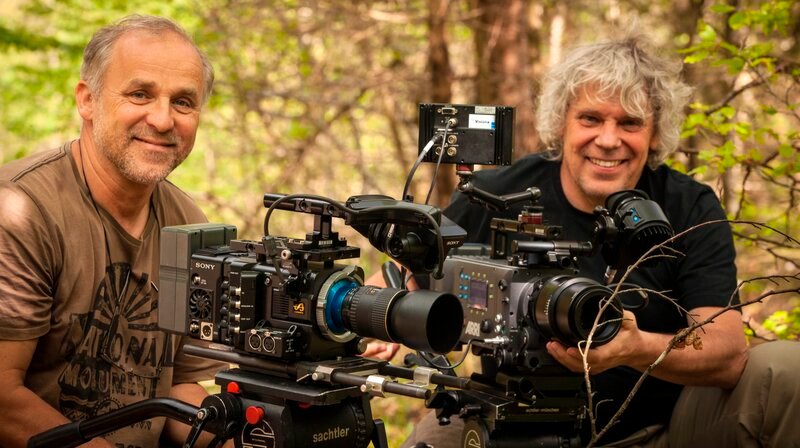 Von links: Jiri Petr und Michael Schlamberger (Kameramann und Regisseur). – Bild: phoenix/BR/Rita Schlamberger Von links: Jiri Petr und Michael Schlamberger (Kameramann und Regisseur). – Bild: phoenix/BR/Rita Schlamberger