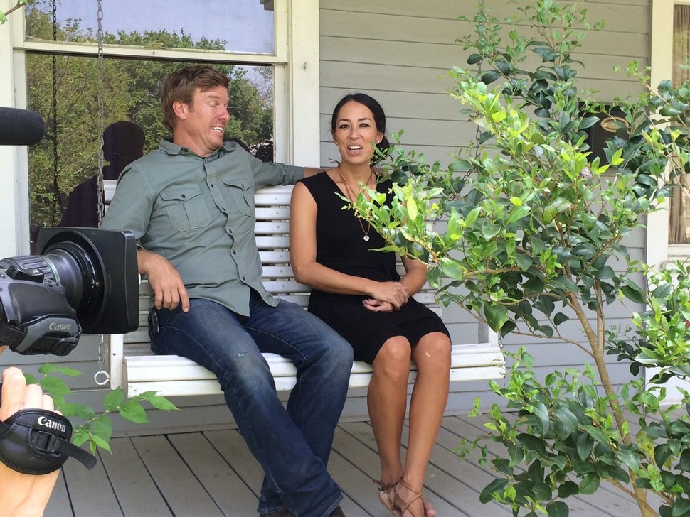 Fixer Upper S03E02 Traumhaus für wilde Kerle (Finding Small Town Texas