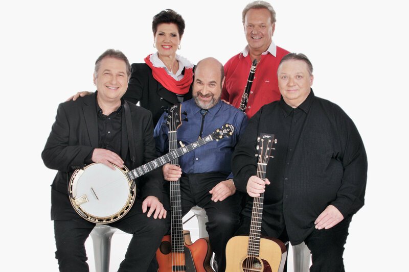 Fernweh Heimweh Krüger Brothers mit Maja & Carlo Brunner Krüger Brothers mit Maja & Carlo Brunner SRF/​zVg promotionag.ch – Bild: SRF1