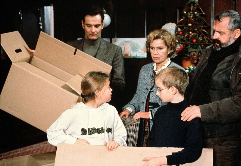 Alle Kinder brauchen Liebe – Bild: MDR/​ARD/​Degeto