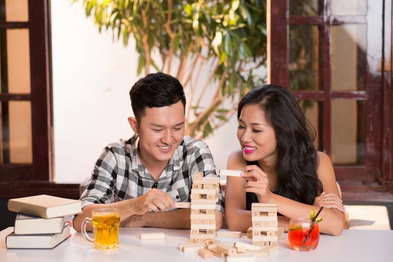 Stockfotografie junges asiatisches Paar – Bild: Depositphotos