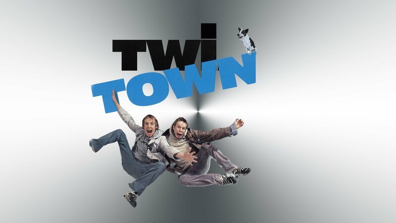 Twin Town – Pretty Shitty City – Artwork – Bild: 1997 PolyGram Films (UK) Ltd. All Rights Reserved. Lizenzbild frei