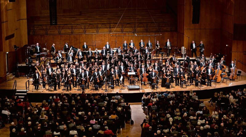 Das SWR Symphonieorchester in der Liederhalle Stuttgart. – Bild: SWR/​Alexander Kluge