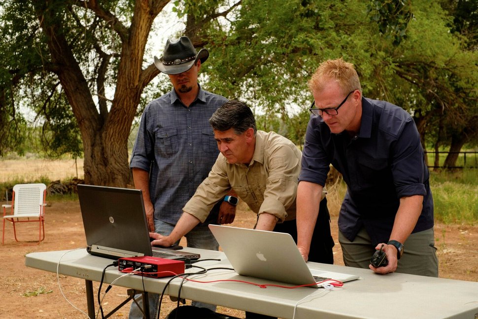 Das Geheimnis der Skinwalker Ranch S01E07 Mysteriöser Vorfall (Surveillance) fernsehserien.de