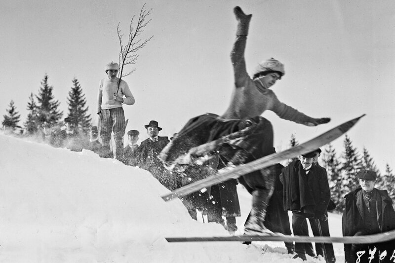 Die Ski-Saga – Bild: SRF