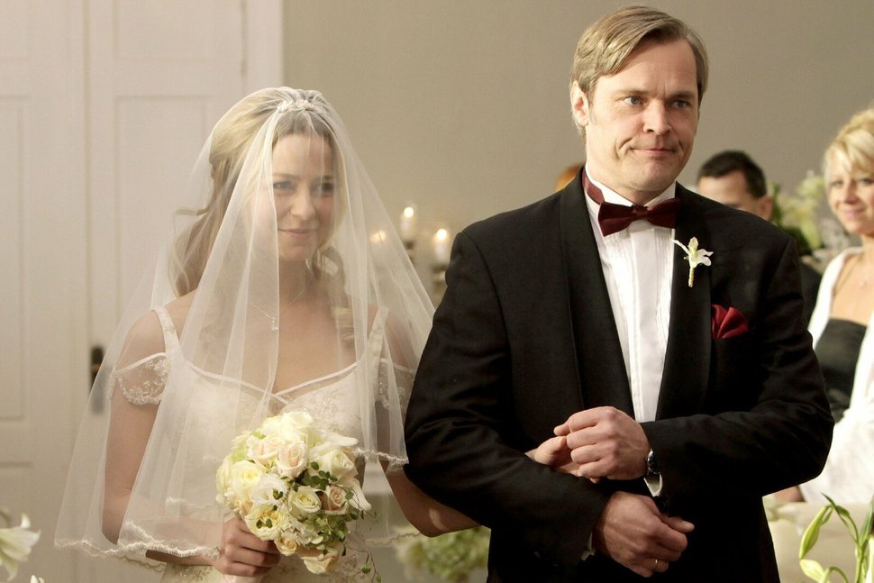 Alisa Folge Deinem Herzen 240 Folge 240 Fernsehserien De