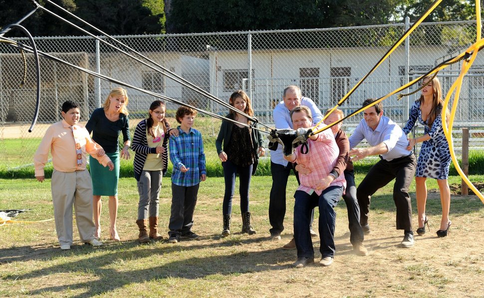 Modern Family S03e09 Camerons Kurbisgeschichte Punkin Chunkin Fernsehserien De