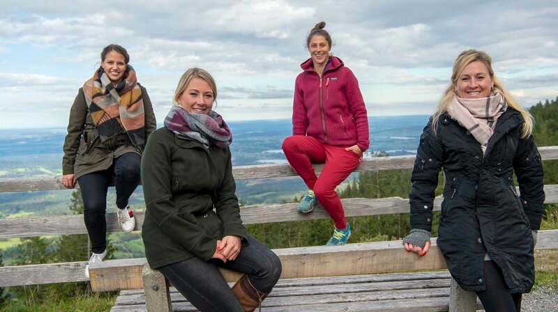 Die Landfrauen v.l.n.r.: Marisa Marquardt, Theresa Coßmann,Victoria Schubert-Rapp, Linda Kelly – Bild: WDR/​Melanie Grande /​ WDR Kommunikation/​Redaktion Bild