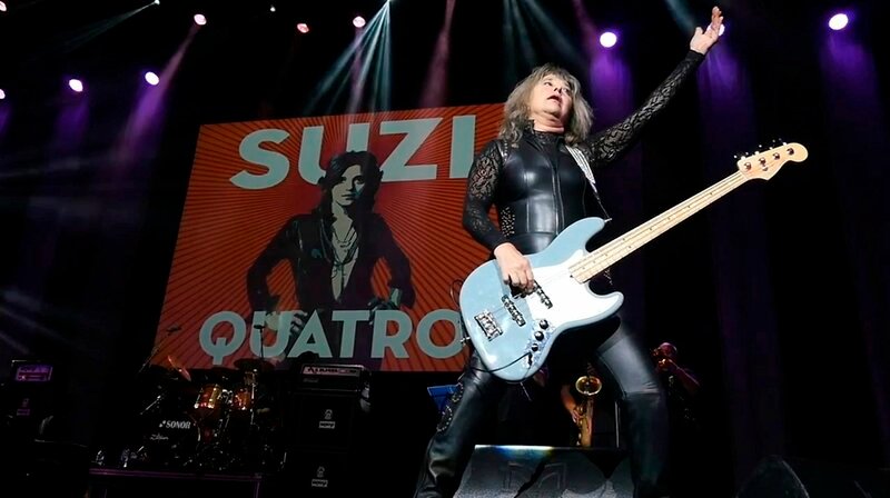Suzi live auf der Bühne (2017). (Weitere Bilder auf Anfrage) – Bild: NDR/​SHE