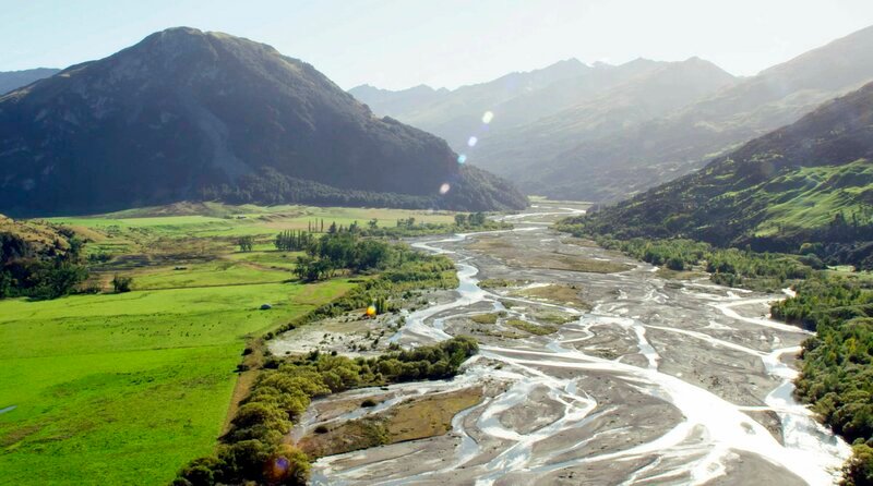 Neuseeland – Landschaftsaufnahme – Bild: phoenix/​ZDF