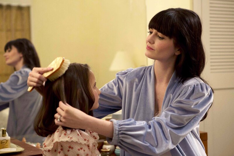 Wie ein weißer Vogel im Schneesturm – Bild: KINOWELT TV