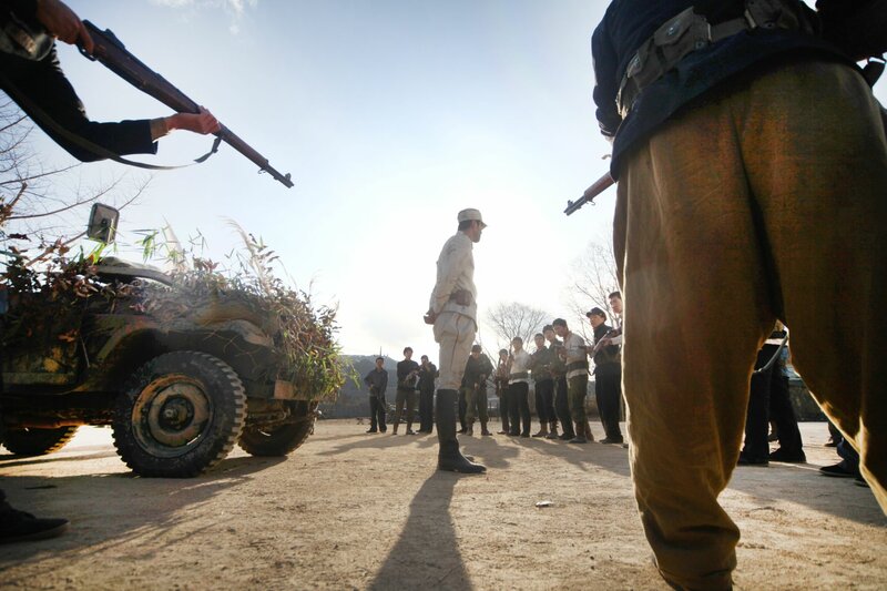 71 - Into the Fire – Bild: Silverline