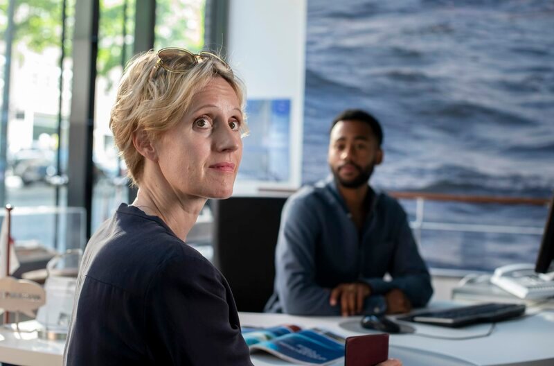 Anke (Sabine Waibel) ist eine erfolgreiche Geschäftsfrau. – Bild: ARD Degeto/Torsten Jander Anke (Sabine Waibel) ist eine erfolgreiche Geschäftsfrau. – Bild: ARD Degeto/Torsten Jander