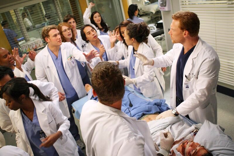 Grey S Anatomy S06e03 Paranoia I Always Feel Like Somebody S Watchin Me Fernsehserien De