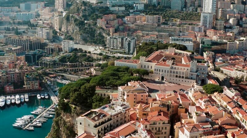 Luftaufnahme von Monaco – Bild: Check Productions Belgium 2019