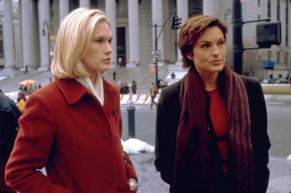 Law & Order Special Victims Unit S02E14 Paranoia (Paranoia