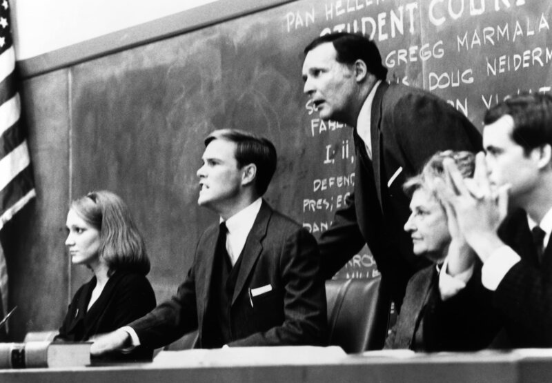 Ich glaub', mich tritt ein Pferd – Bild: 1992 MCA-TV. All Rights Reserved. Lizenzbild frei