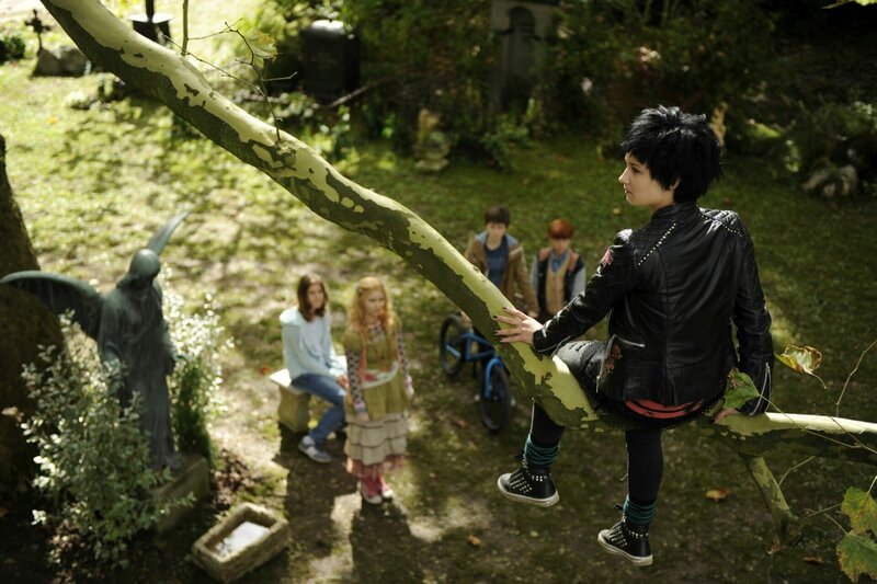 Die Vampirschwestern 2 – Bild: TVNOW /​ Sony Pictures Germany