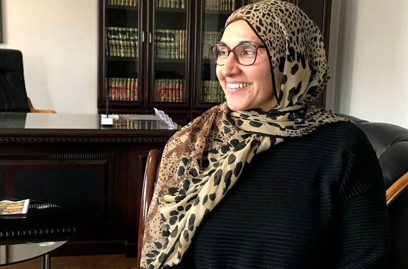 Vildane Uludag, die 54-jährige ist Chefin eines Beerdingungsunternehmens für Muslime in Hamburg – Bild: WDR/​Lonamedia GbR