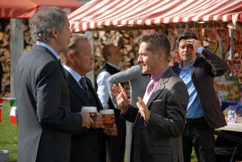 Heimat zu verkaufen – Bild: ORF/​Epo Film/​Alfons Kowatsch