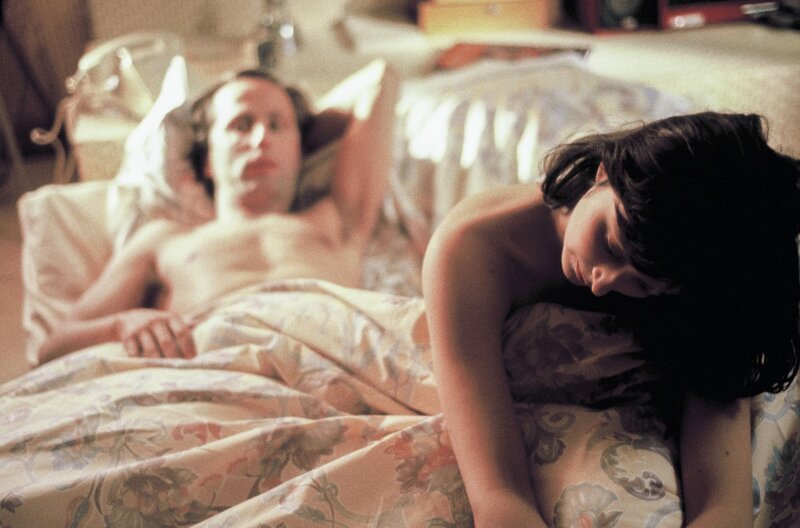 Antoine (Fabrice Luchini) bekommt langsam Skrupel … Er hat die Studentin Catherine (Judith Henry) nur verführt, um sich an allen Frauen zu rächen und sie gleichzeitig für seine Kunst auszunützen. – Bild: Lazennec Productions / © Lazennec Productions Antoine (Fabrice Luchini) bekommt langsam Skrupel … Er hat die Studentin Catherine (Judith Henry) nur verführt, um sich an allen Frauen zu rächen und sie gleichzeitig für seine Kunst auszunützen. – Bild: Lazennec Productions / © Lazennec Productions
