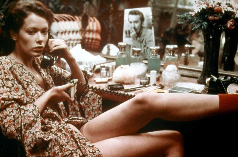 Sylvia Kristel gilt bis heute durch ihre Rolle in dem Erotikfilm „Emmanuelle“ (1974) als Ikone der sexuellen Emanzipation. – Bild: Emmanuelle Tinacra Films /​ © Emmanuelle Tinacra Films