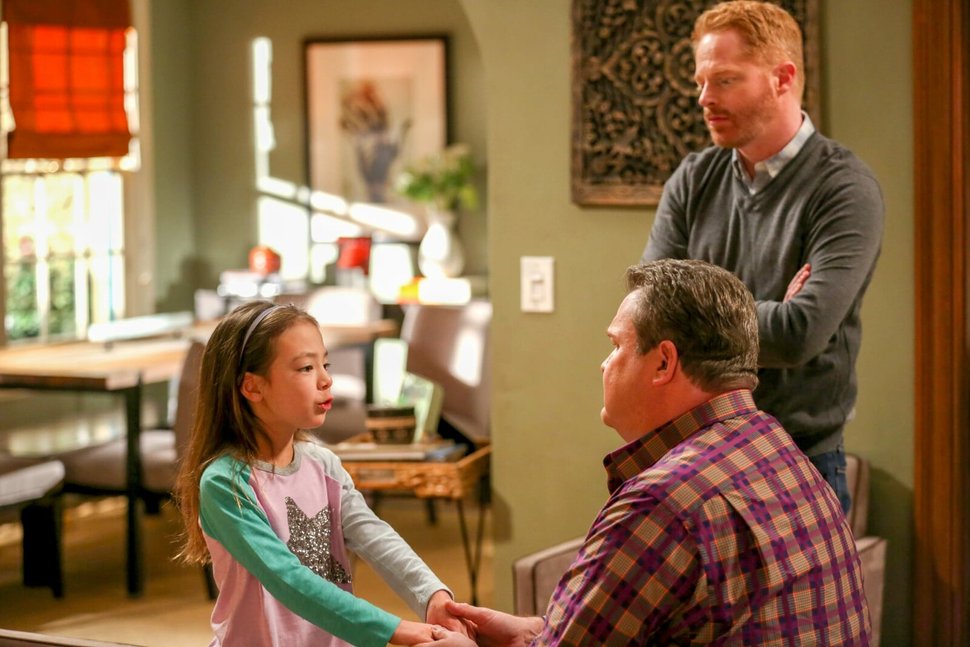 Modern Family S06E12: Schwere Geschütze (The Big Guns) – fernsehserien.de