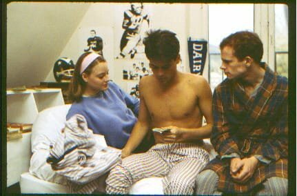 (v.l.n.r.) Franny Berry (Jodie Foster); John Berry (Rob Lowe); Frank Berry (Paul McCrane) – Bild: 1984 Orion Pictures Corporation. All Rights Reserved. Lizenzbild frei (v.l.n.r.) Franny Berry (Jodie Foster); John Berry (Rob Lowe); Frank Berry (Paul McCrane) – Bild: 1984 Orion Pictures Corporation. All Rights Reserved. Lizenzbild frei