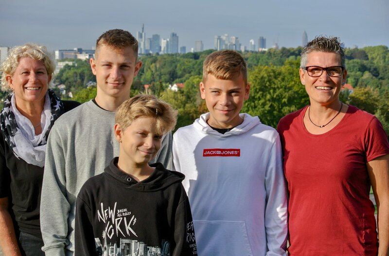 Meine alles außer gewöhnliche Familie – Bild: Stoked Film /​ © Stoked Film