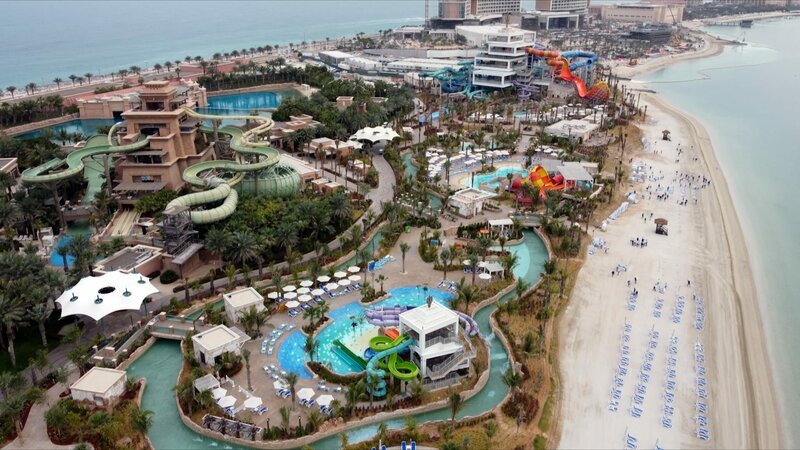 Mehrere Hektar umfasst die beliebte Touristen-Attraktion auf der künstlichen Insel The Palm Jumeirah. – Bild: N24 Doku