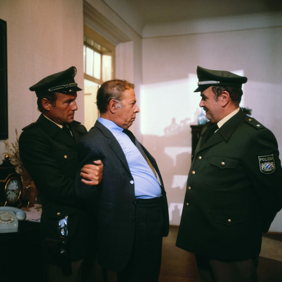 Polizeiinspektion 1 S04E02: Große Scheine – fernsehserien.de